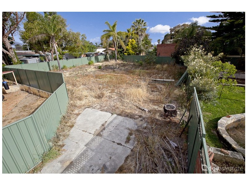 8 Wykes Court, Wanneroo WA 6065