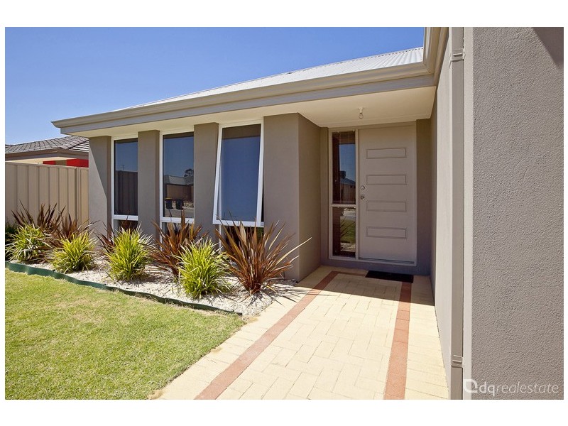 10 Arniston Way, Darch WA 6065