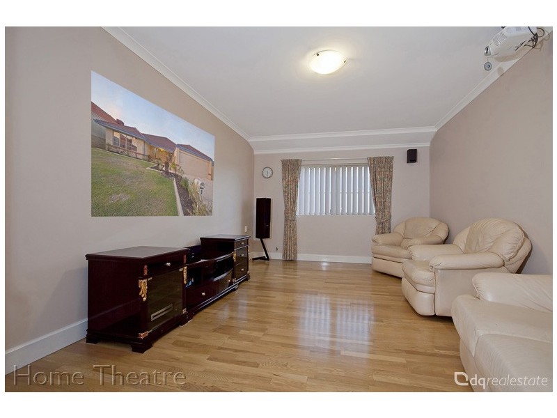 8 Archimedes Crescent, Tapping WA 6065