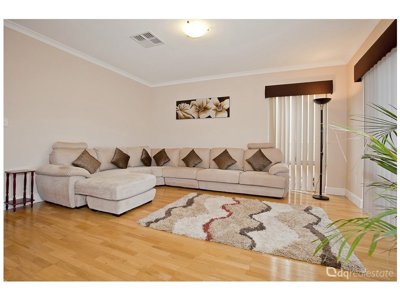 8 Archimedes Crescent, Tapping WA 6065