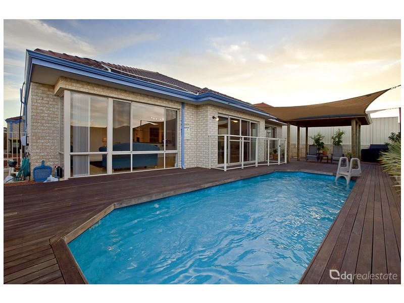 8 Archimedes Crescent, Tapping WA 6065