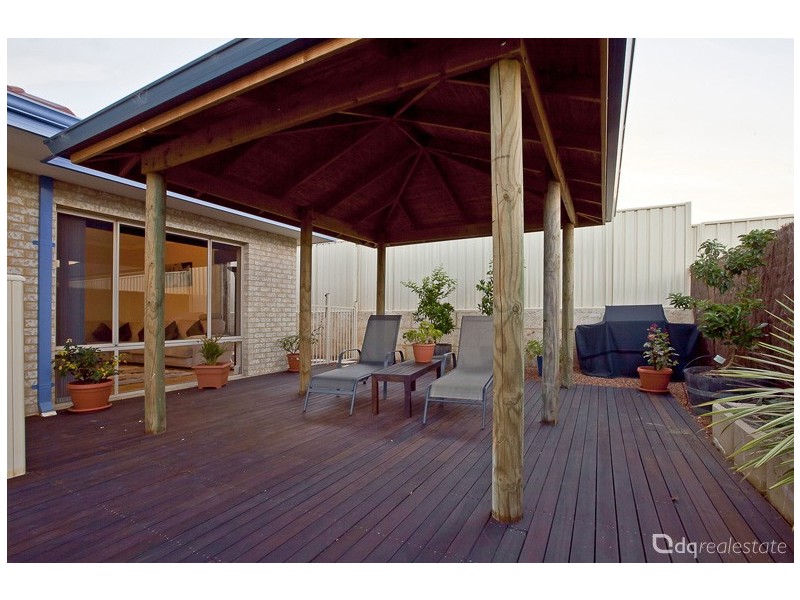 8 Archimedes Crescent, Tapping WA 6065