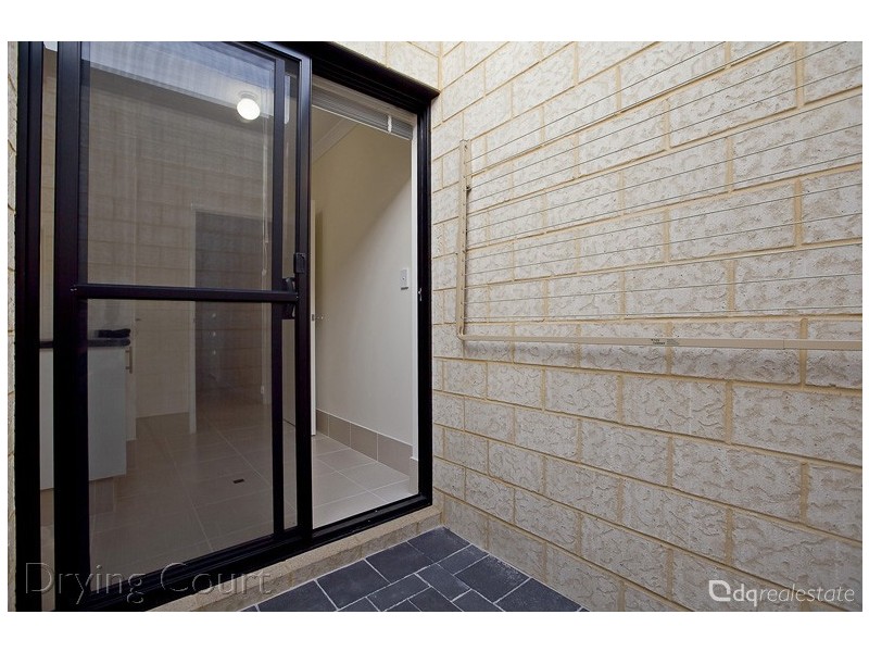 1/35 Van Gogh Road, Tapping WA 6065