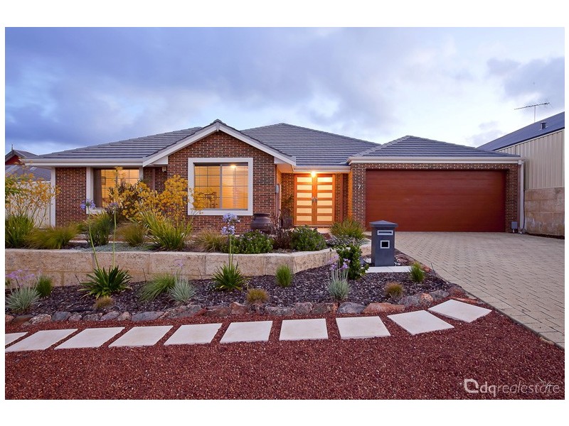 7 Langmuir Way, Tapping WA 6065