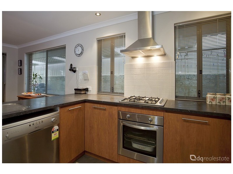 7 Langmuir Way, Tapping WA 6065
