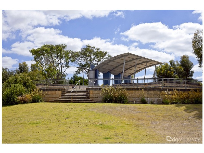 22 Atra Avenue, Tapping WA 6065