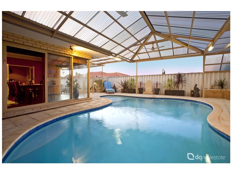 9 Antrim Court, Woodvale WA 6026