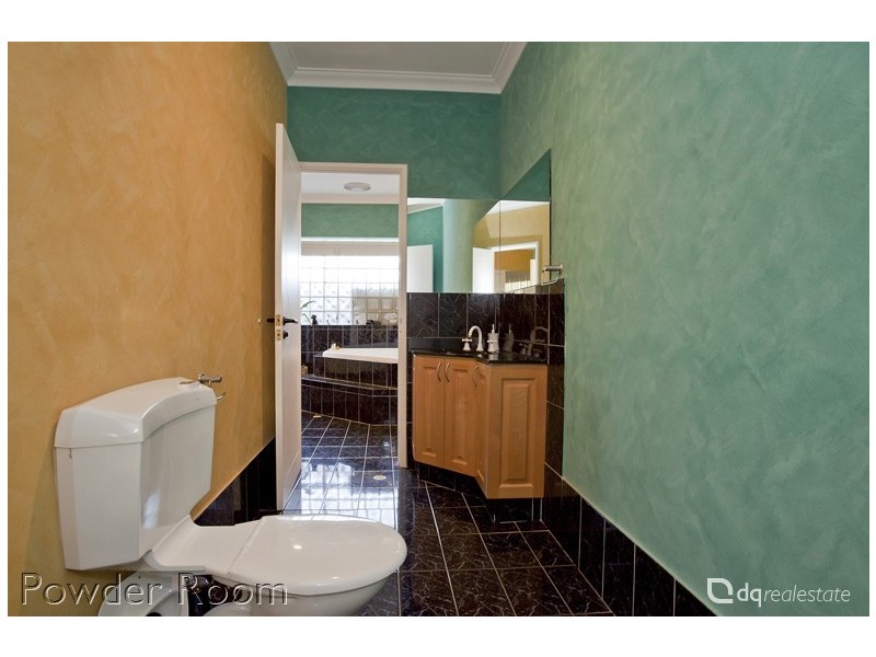 9 Antrim Court, Woodvale WA 6026