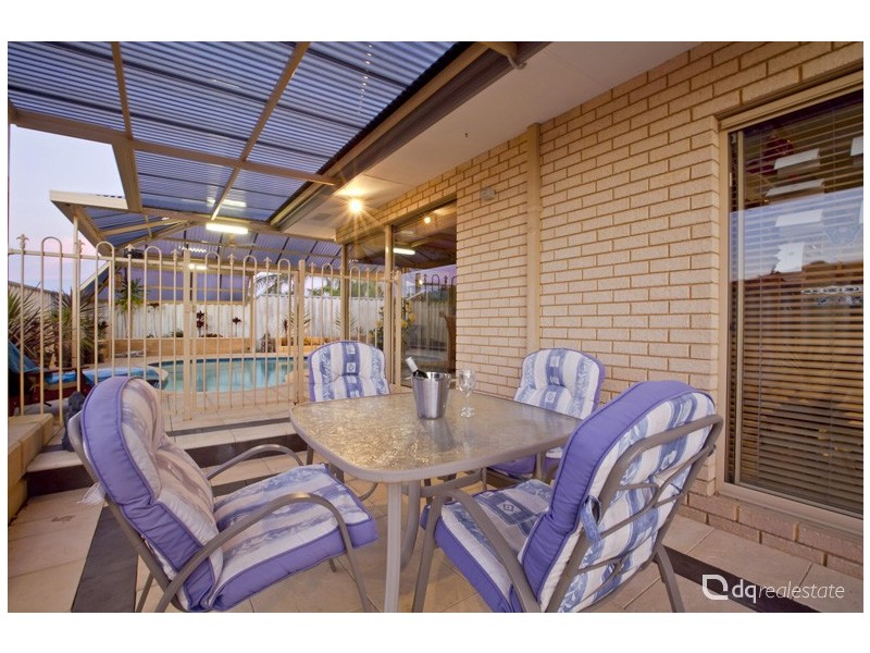 9 Antrim Court, Woodvale WA 6026