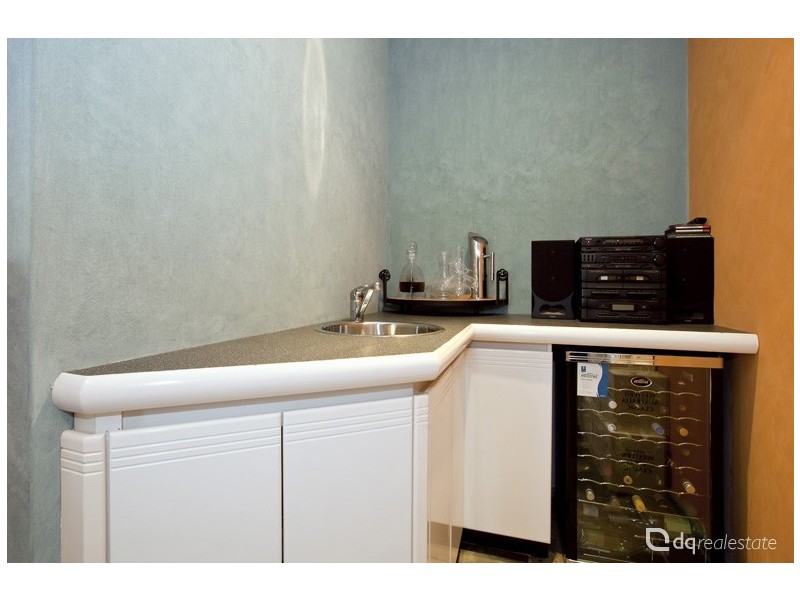 9 Antrim Court, Woodvale WA 6026