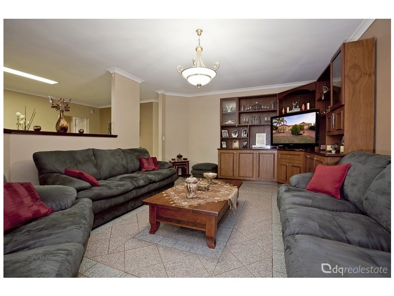 6 Chase Court, Woodvale WA 6026