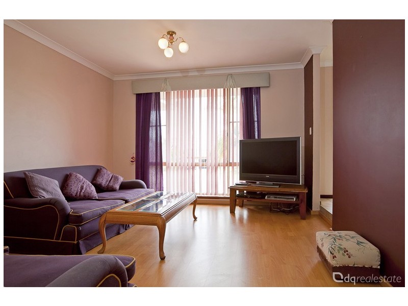 6 Avalon Close, Woodvale WA 6026