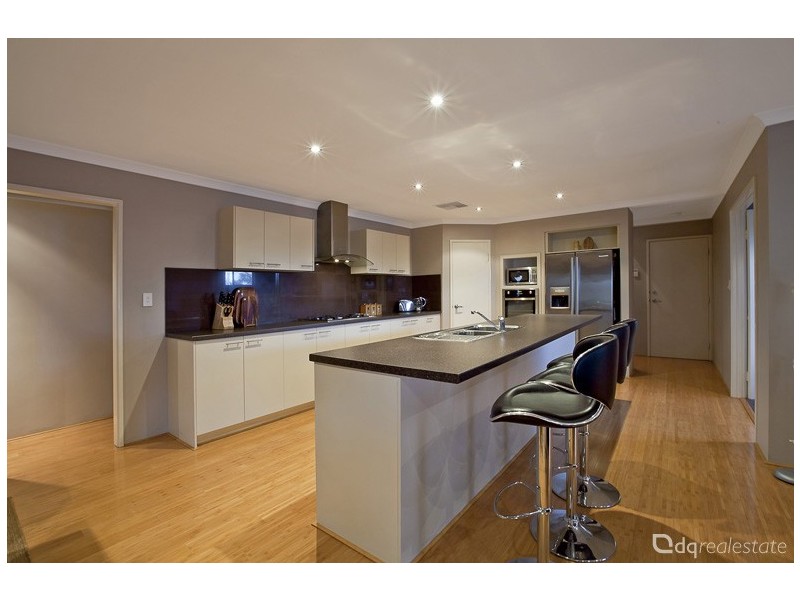 93 Bethwyn Circuit, Madeley WA 6065