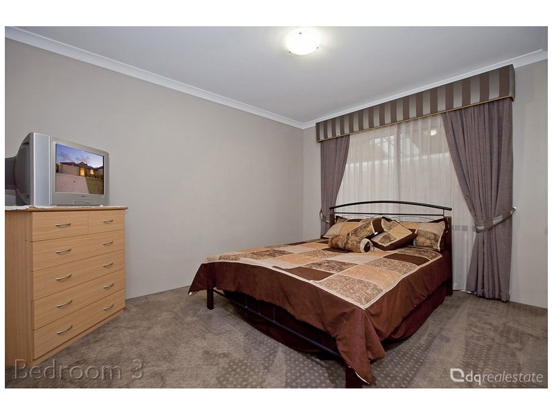93 Bethwyn Circuit, Madeley WA 6065