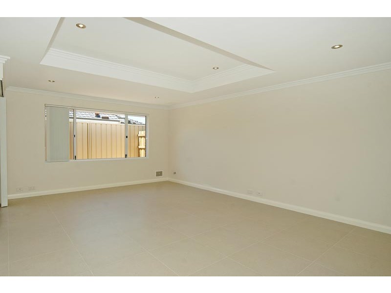 35A Moscow Retreat, Hocking WA 6065