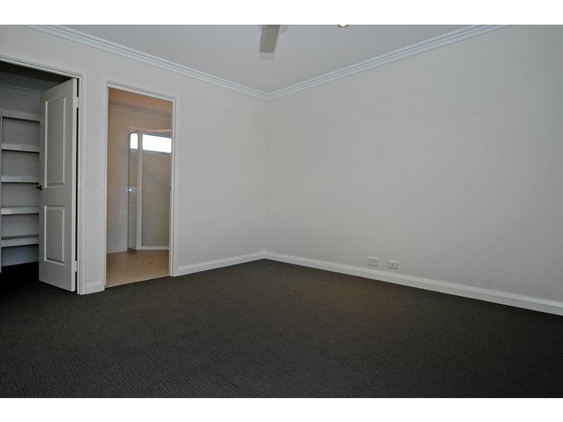 35A Moscow Retreat, Hocking WA 6065