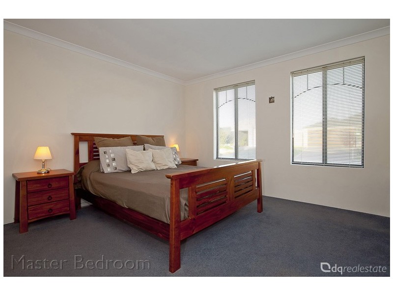 19 Sutton Way, Darch WA 6065