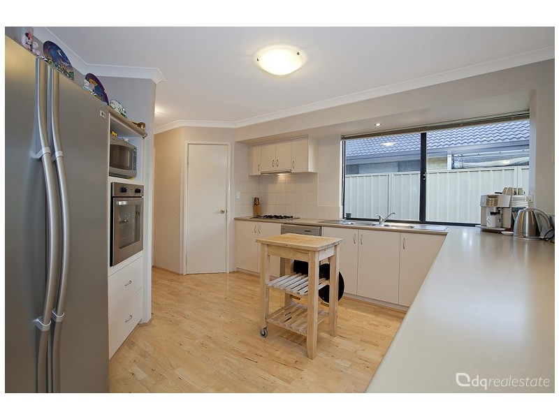 19 Sutton Way, Darch WA 6065