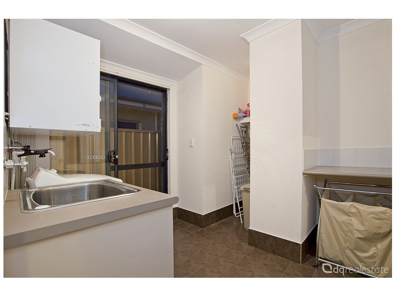 19 Sutton Way, Darch WA 6065