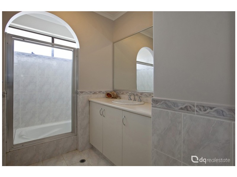 12 Radian Road, Beldon WA 6027