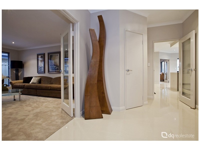 9 Greylock Meander, Madeley WA 6065