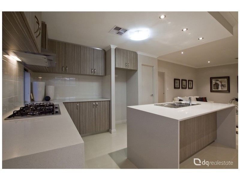 9 Greylock Meander, Madeley WA 6065