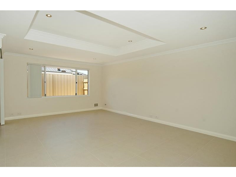 35B Moscow Retreat, Hocking WA 6065