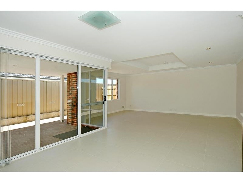 35B Moscow Retreat, Hocking WA 6065