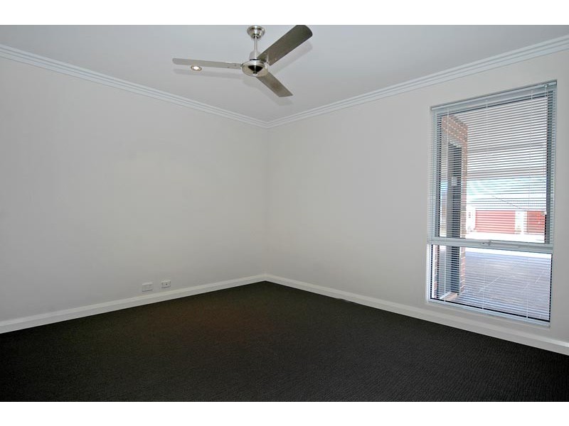 35B Moscow Retreat, Hocking WA 6065