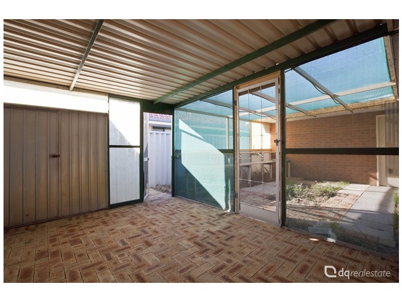 1 Plumdale Way, Woodvale WA 6026