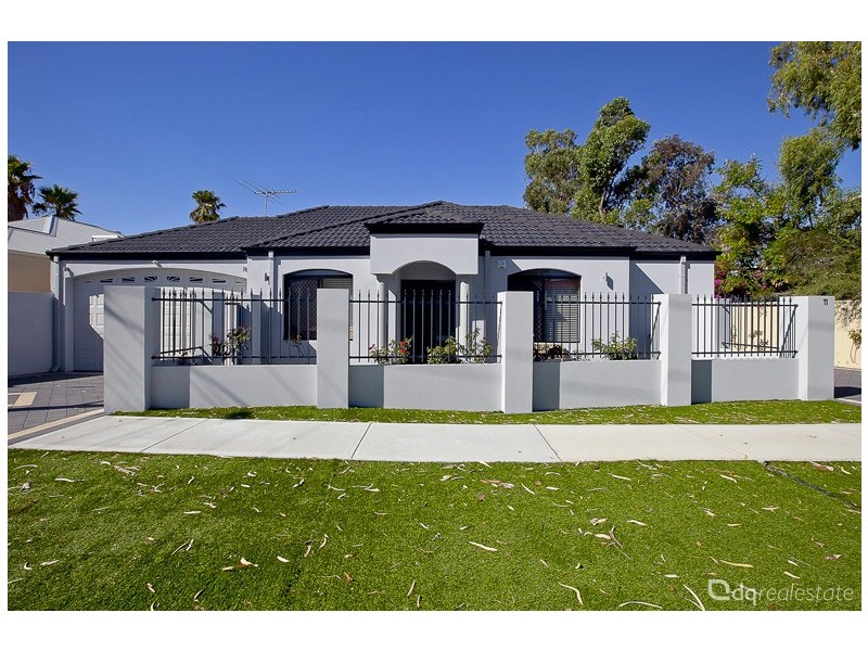 A/11 Gibb Crescent, Westminster WA 6061