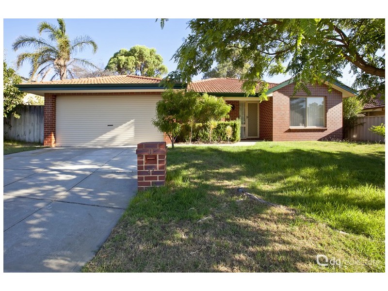 33 Monterey Drive, Woodvale WA 6026