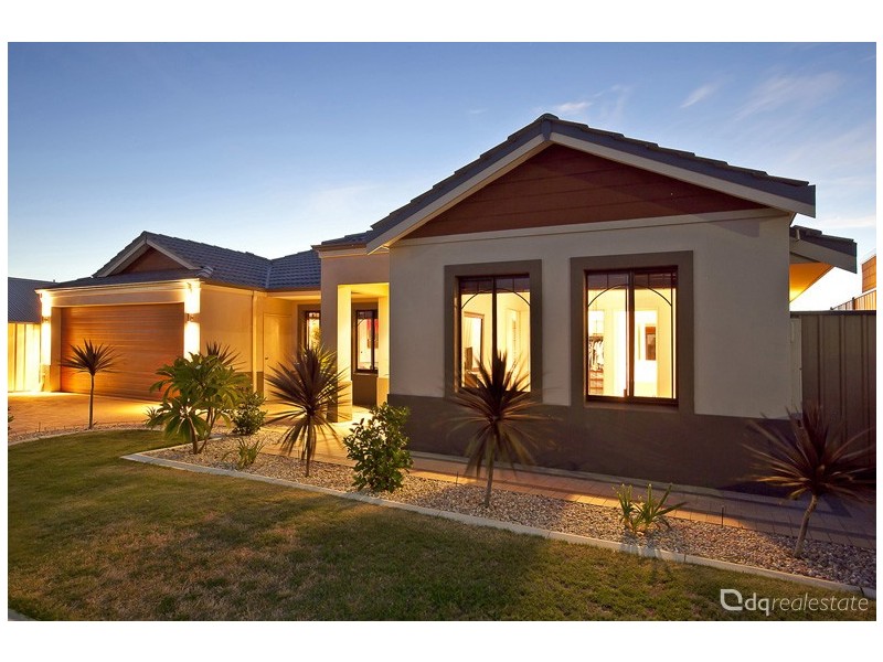 7 Hirundo Bend, Tapping WA 6065