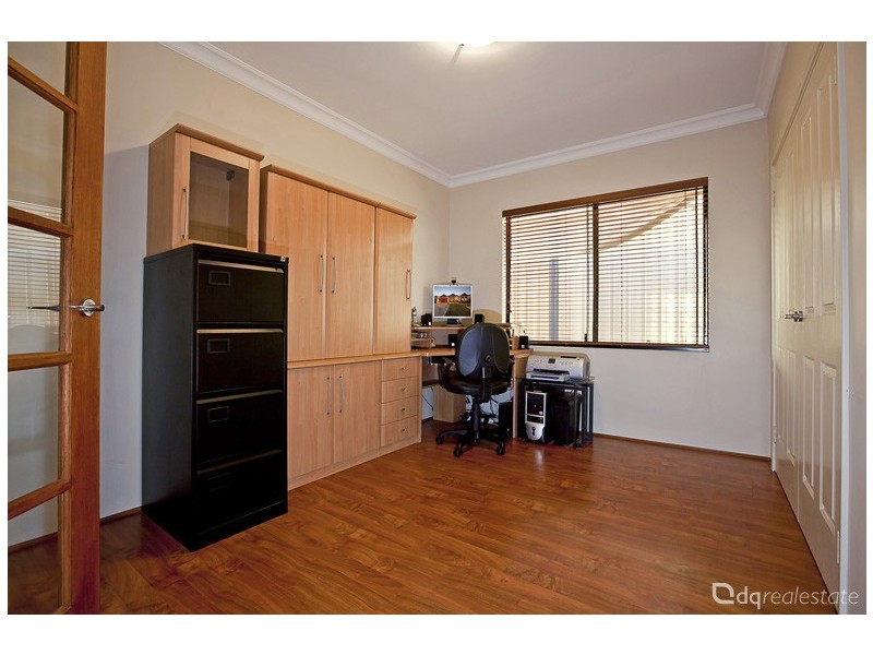 7 Hirundo Bend, Tapping WA 6065