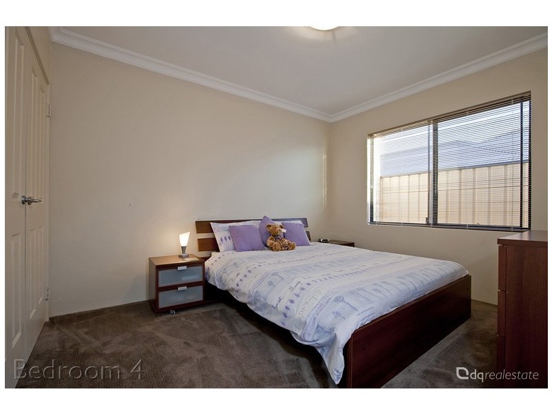 7 Hirundo Bend, Tapping WA 6065