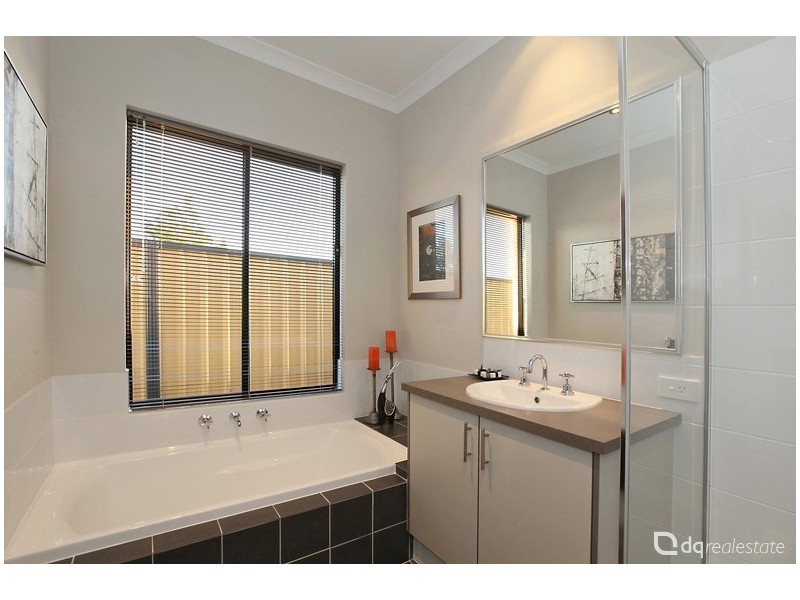 49 Ardea Way., Tapping WA 6065