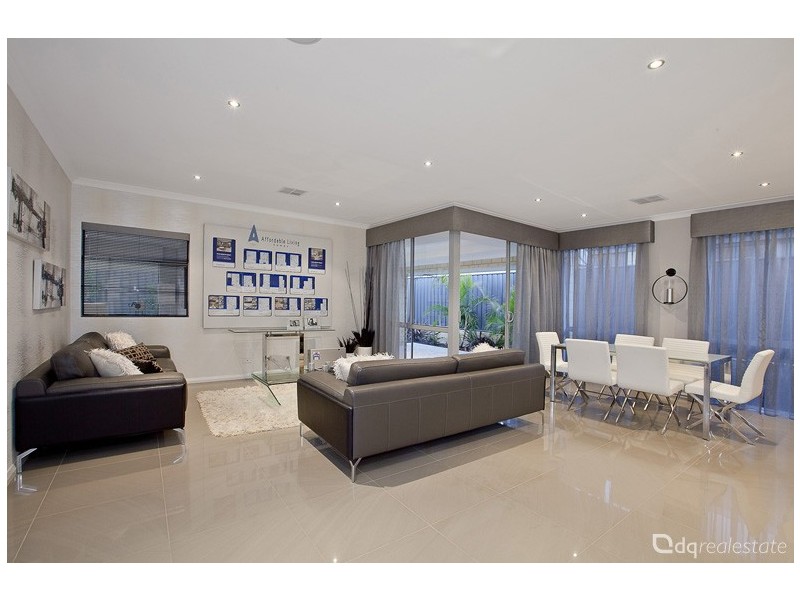 27 Botanic Ave., Banksia Grove WA 6031