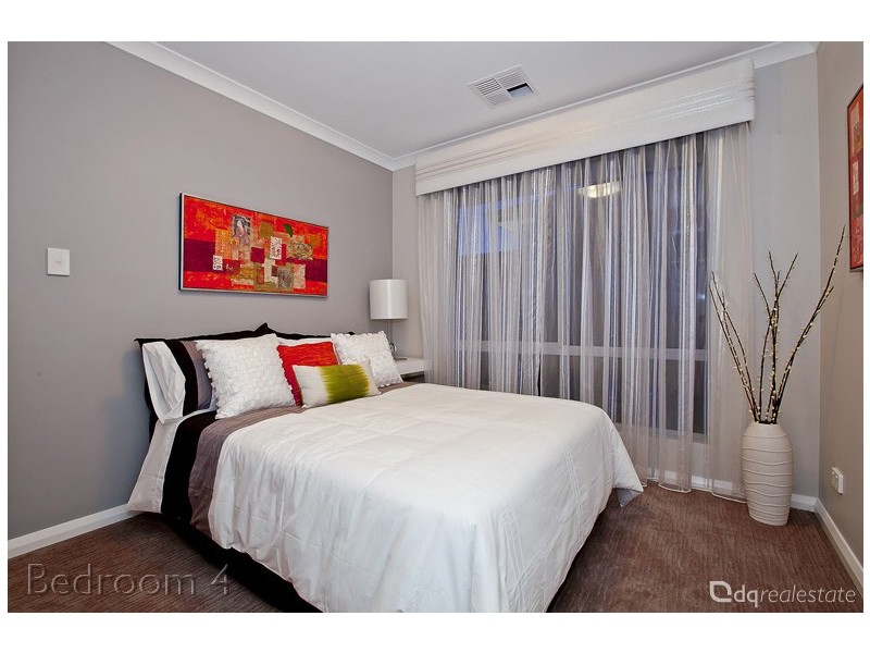 27 Botanic Ave., Banksia Grove WA 6031