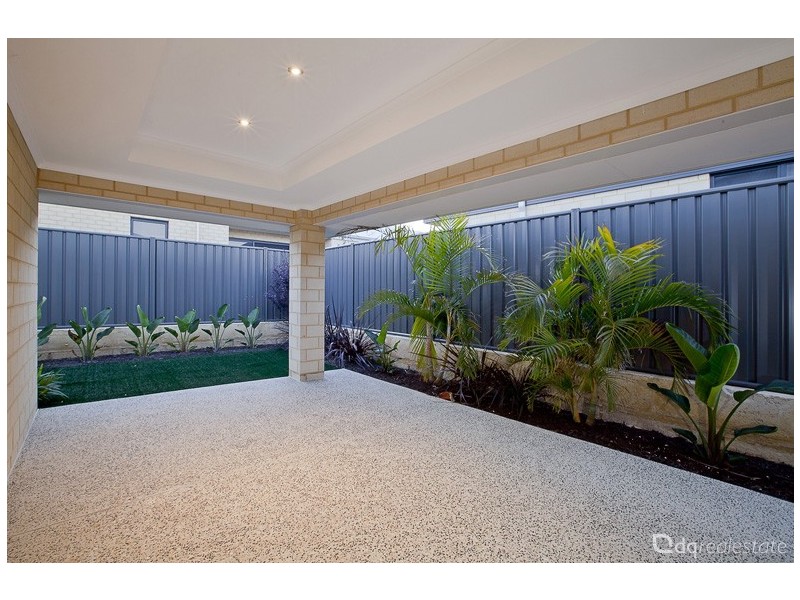 27 Botanic Ave., Banksia Grove WA 6031