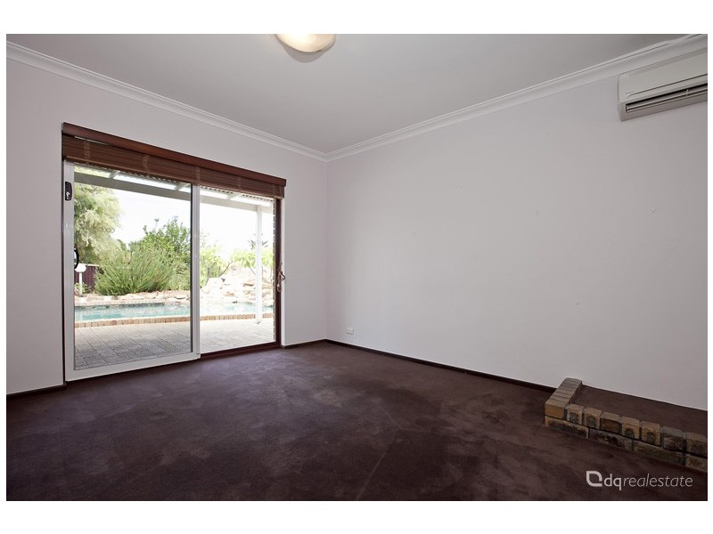 5 The Court, Woodvale WA 6026