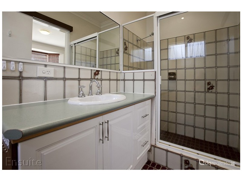 5 The Court, Woodvale WA 6026