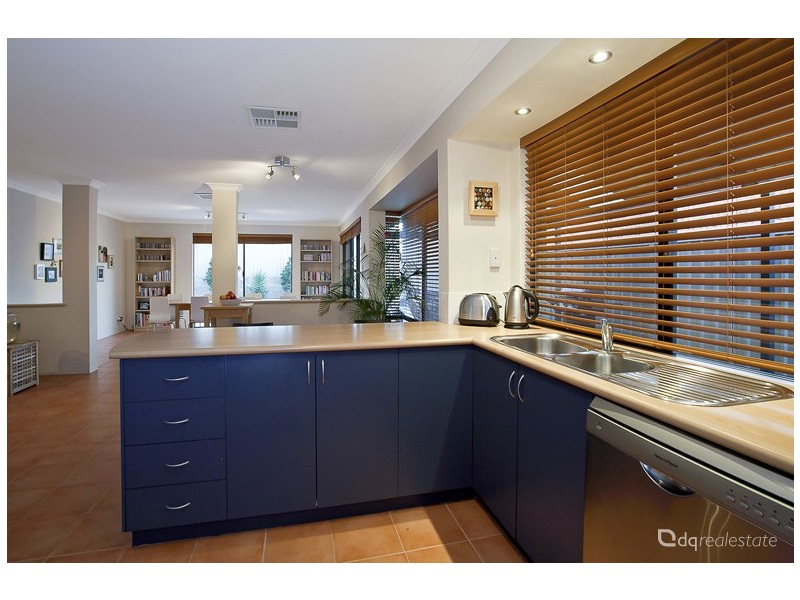 6 Terrigal Pass, Tapping WA 6065