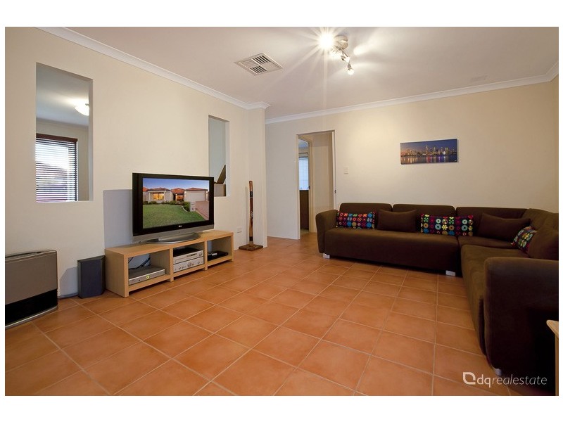 6 Terrigal Pass, Tapping WA 6065