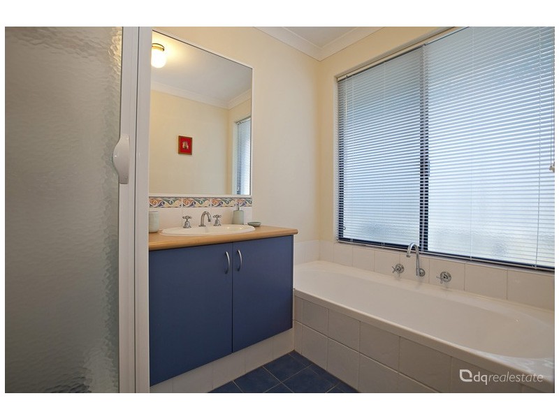 6 Terrigal Pass, Tapping WA 6065