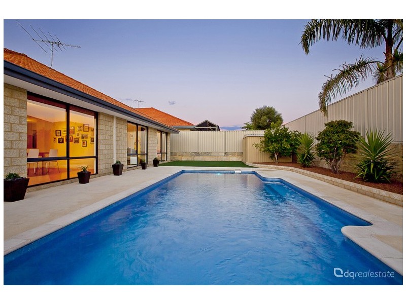 6 Terrigal Pass, Tapping WA 6065