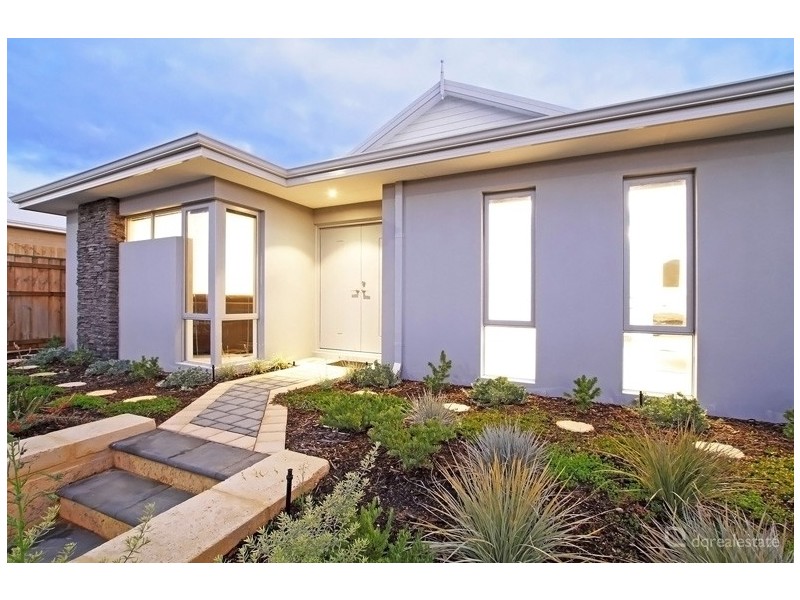 126 Lindsay Beach Blvd, Yanchep WA 6035