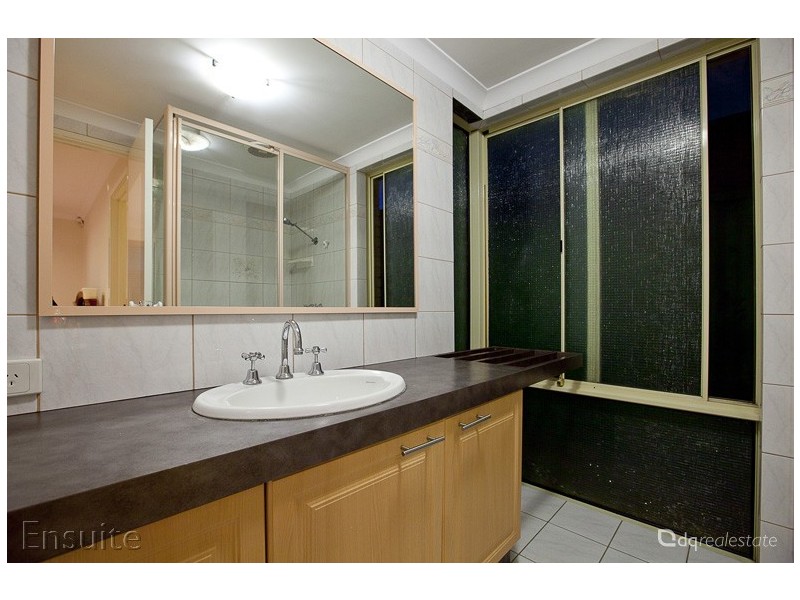 42 Plumdale Way, Woodvale WA 6026