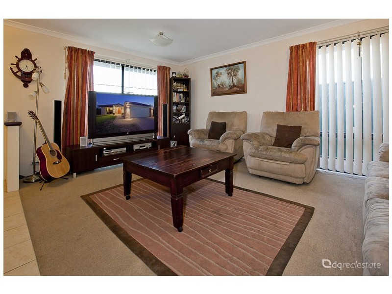 154 Hellfire Drive, Darch WA 6065