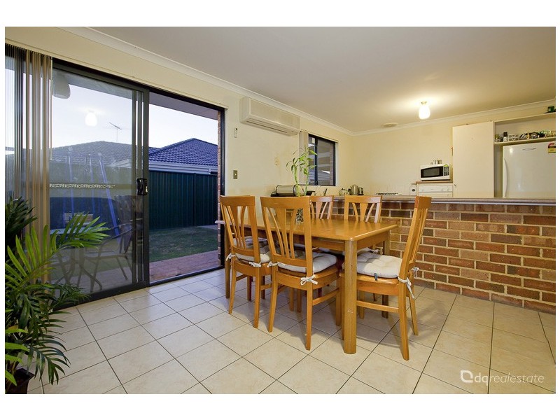 154 Hellfire Drive, Darch WA 6065