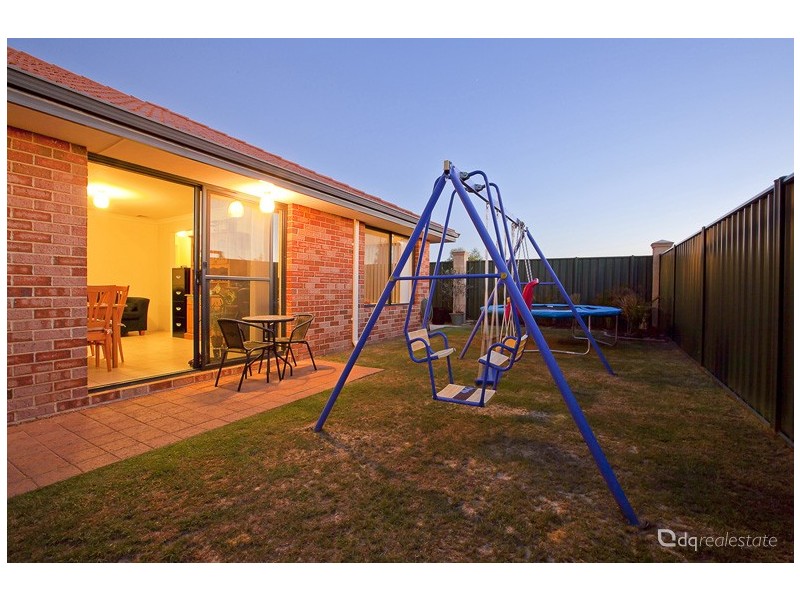 154 Hellfire Drive, Darch WA 6065